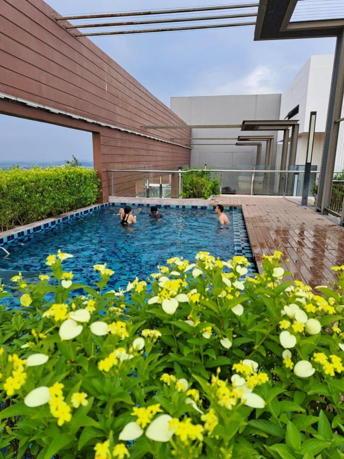 Woodsbury Suites Ikea House Butterworth Penang Exteriér fotografie